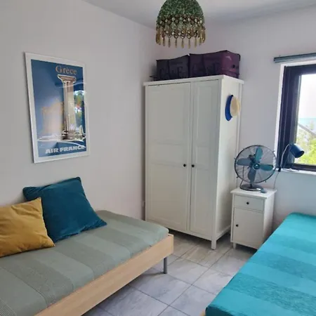 Maison Pera Melana, Entre Et Montagne Holiday home *