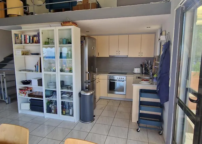 Maison Pera Melana, Entre Et Montagne * Pera Melana