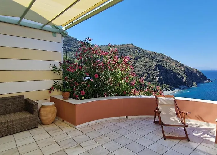 Maison Pera Melana, Entre Et Montagne * Pera Melana